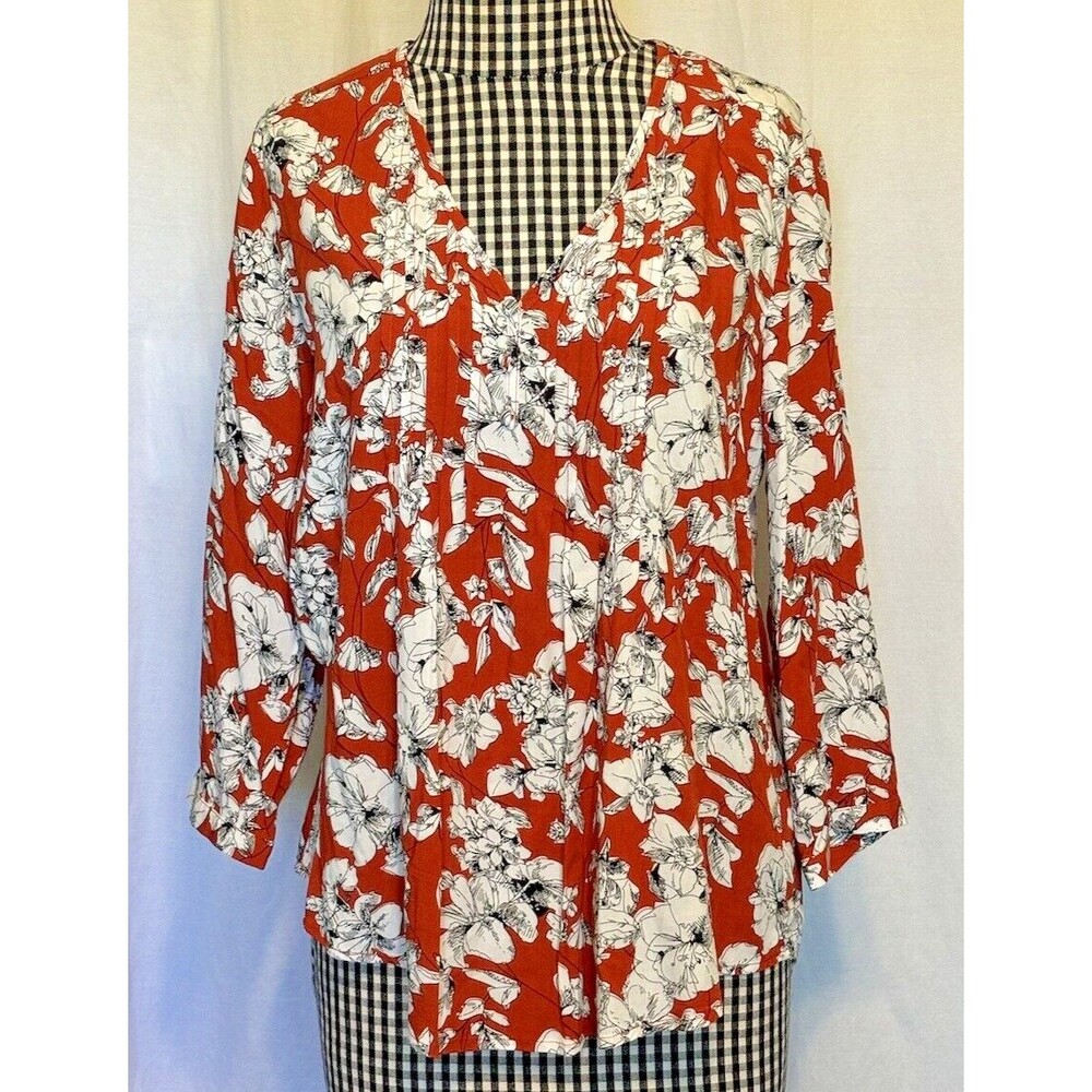 NEW Fun2Fun Maley Pleated Detail Top size XS in Burnt Orange